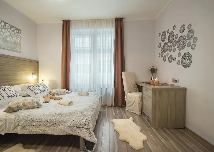 Center Ivona